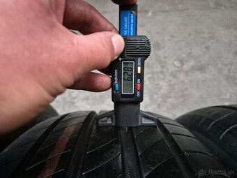 215/60 r17 letné 4 ks MICHELIN dezén 6,2 - 5,8 mm DOT2020 - 6