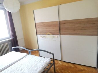 Predaj 3 izbový byt s balkónom, Medzilaborecká ul., Bratisla - 6