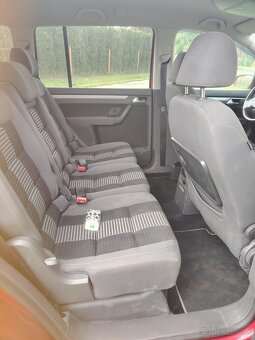 VW Touran 1.4 - 6