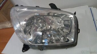 Predné pravé svetlo Toyota RAV4 - 6