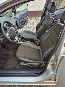 Predám Opel Astra h 2012 - 6