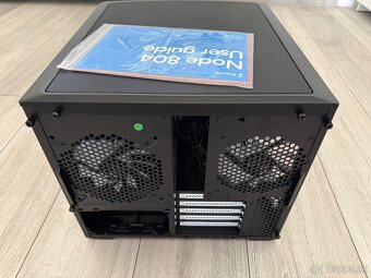 Predám novú PC skrinku Fractal Design Node 804 - 6