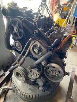 Motor 1.9 TDI (81kW) - 6