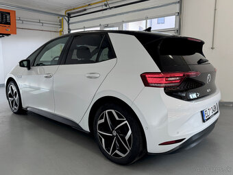VW ID.3, Pro S 150 Kw 77 Kwh People rv.8/2023 5 míst ČR. - 6