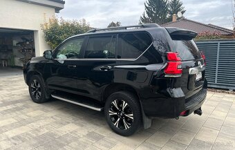 Toyota Land Cruiser 2.8 D-4D 204 Executive A/T 4x4 - 6