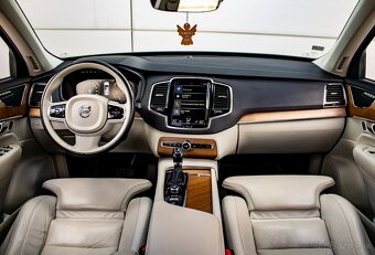 Volvo XC90 D5 Inscription 8AT 4WD 173kW/235k - 6