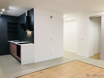 Predaj moderne zrekonštruovaného 2-izbového bytu v centre LM - 6