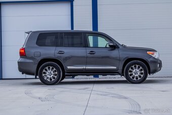 Toyota Land Cruiser V8 4.5 I D-4D Lux - 6