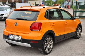 Volkswagen Polo 1.2 TSI CROSS - 6