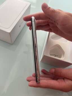 iPhone X 64GB - 6