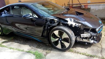 Bmw i8 - 6