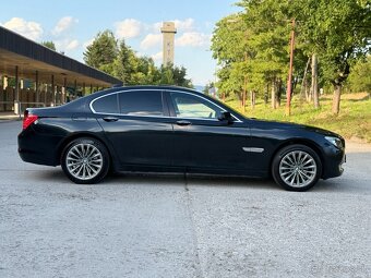 BMW rad 7 730 d F01 - 6