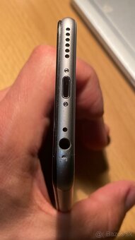 Predám iPhone 6 16GB - 6
