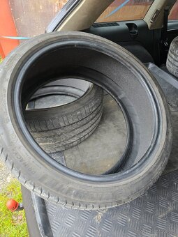 235/40/R19 96Y Michelin Pirelli - 6