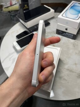 iPhone SE 1.gen 2016 - 6