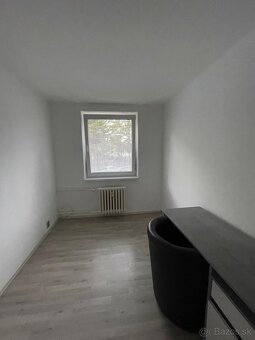 NA PRENÁJOM: Nezariadený 3 izbový byt na Prednádraží. - 6