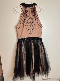 Krátke spoločenske šaty s vysačkou, S - 6