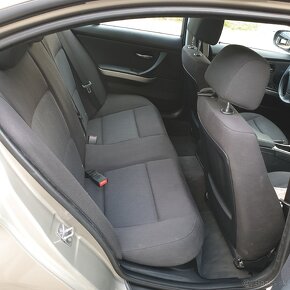 BMW E90 320xd - 6