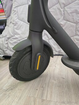 Predám Elektrickú Kolobežku Xiaomi Essentials - 6