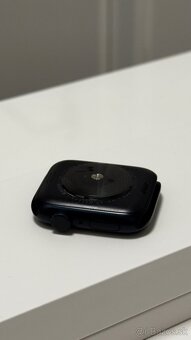 Apple Watch SE 2. gen 44mm – Midnight Blue - 6