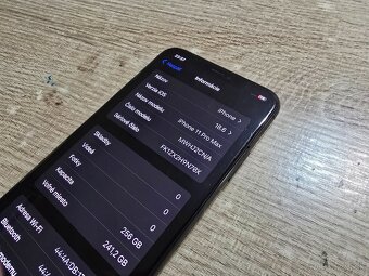 Iphone 11 pro max 256gb plnefunkcny bateria ma 86 percentne - 6