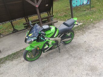 Kawasaki ninja zx6r - 6