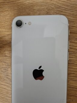 iPhone SE 2020 64 GB - 6