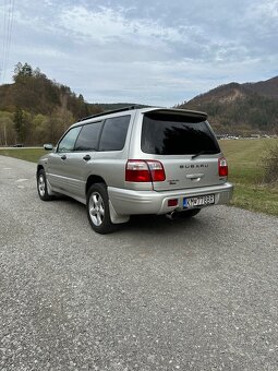 Subaru Forester SF 2.0 S-turbo - 6