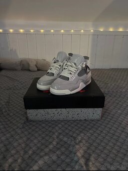 Jordan 4 - 6