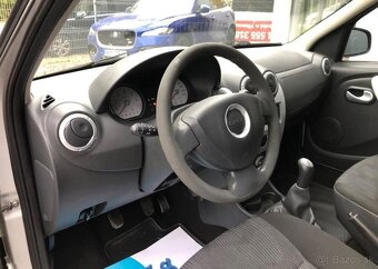 Dacia Logan 1.6 16V benzín manuál 64 kw - 6