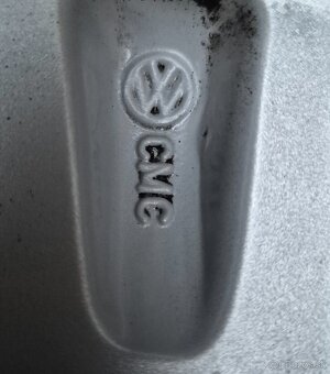 Originálne ALU disky VW  R16 + zimné pneu - 6