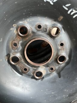 Plechové disky Passat B7 R16 - 6