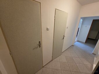 Štýlový 2-izbový byt po rekonštrukcii s veľkým balkónom na F - 6