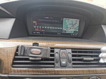 BMW e61 530 xd - 6