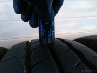 Predám letné pneu 215/75 r16c - 6