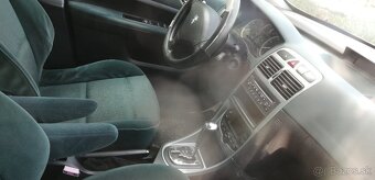 Peugeot 307sw 1.6 Benzín A/T 4st. 7miestne - 6