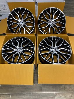 5x112 R18 MAM RS4 - 6