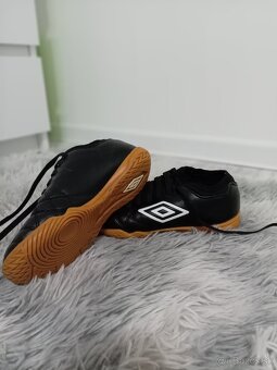 Futbalové kopačky, halovky - 6