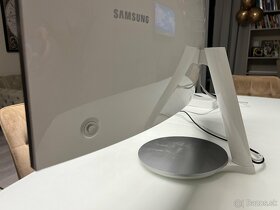 Monitor 34" Samsung  prehnutý Ultra Wide QHD 3440 × 1440 - 6