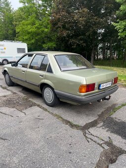 Opel rekord e 2.0s - 6