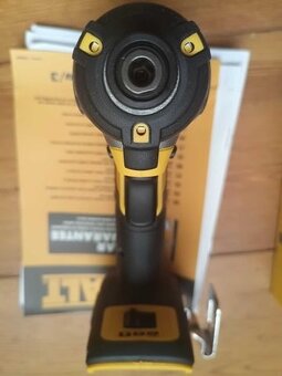Nový Dewalt DCF887 Rázový utahovák - 6