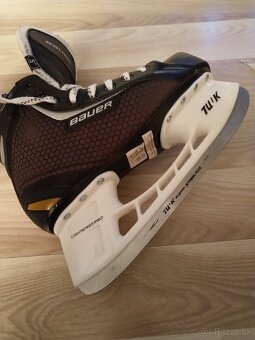 Korčule BAUER Supreme one 4 - 6