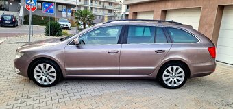 Škoda Superb Combi 2.0 Tdi 125kw 2012 DSG F1 Elegance Full - 6