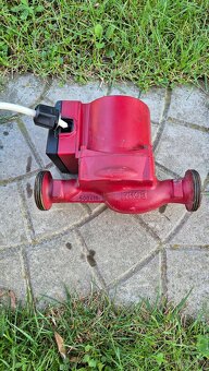 Obehové čerpadlo Grundfos UPS 25-60 180 - 6