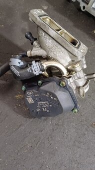 Predám sacie potrubie 04L129766AL - 6