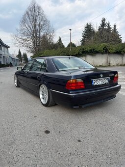 Bmw e38 750iL - 6