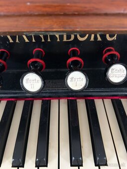 Predám historické Nemecké harmonium - 6