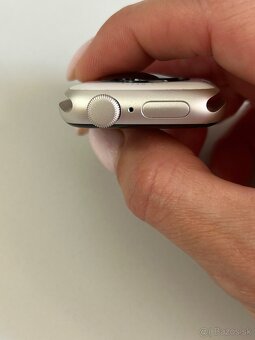 Apple watch SE 2. gen. (2024) 40 mm BLOKOVANÉ - 6