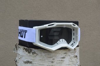 juniorská detská prilba okuliare shot bielo modrá - 6