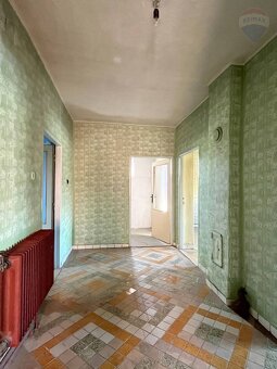 REZERVOVANÉ  Rodinný dom s veľkým pozemkom (1370 m2) - Se - 6